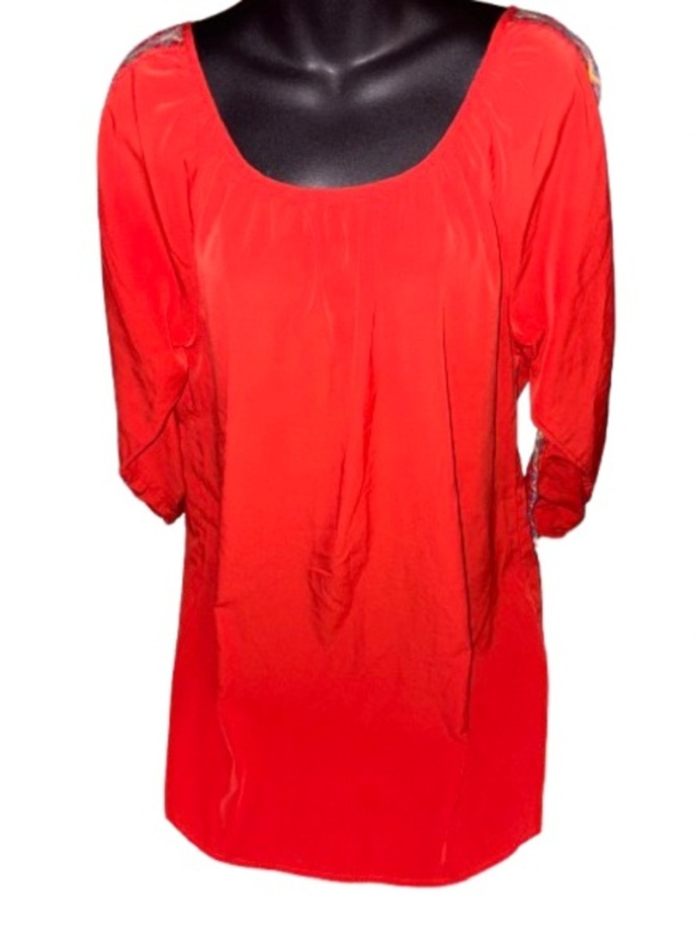 Peppermint Scoop Neck Tunic Top with tribal crochet trim on sleeves size L